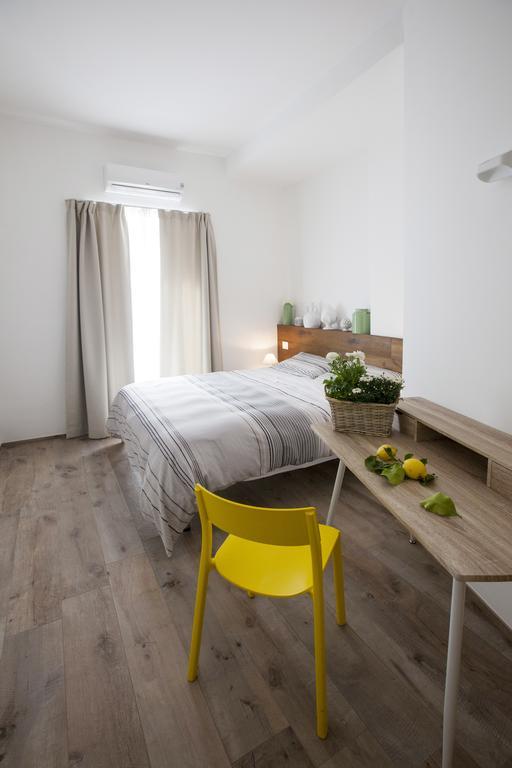 Porta Degli Antichi Casali Bed & Breakfast กอนแวร์ซาโน ภายนอก รูปภาพ