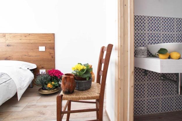 Porta Degli Antichi Casali Bed & Breakfast กอนแวร์ซาโน ภายนอก รูปภาพ